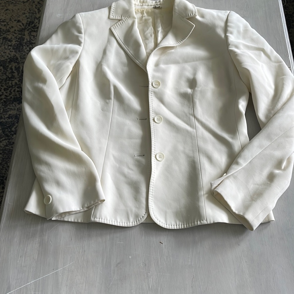 3 button blazer